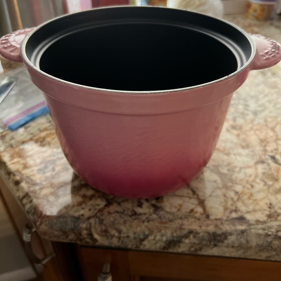 Le Creuset Berry Rice Pot 3 Qt - 20 - Picture 4 of 7